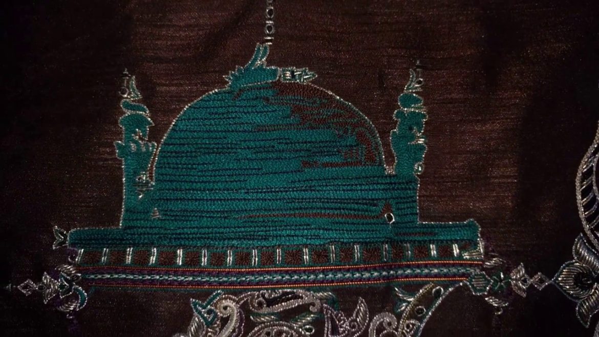 Islamic embroidery handcrafted art steeped in history  aquila style Islamic embroidery handcrafted art steeped in history  aquila style